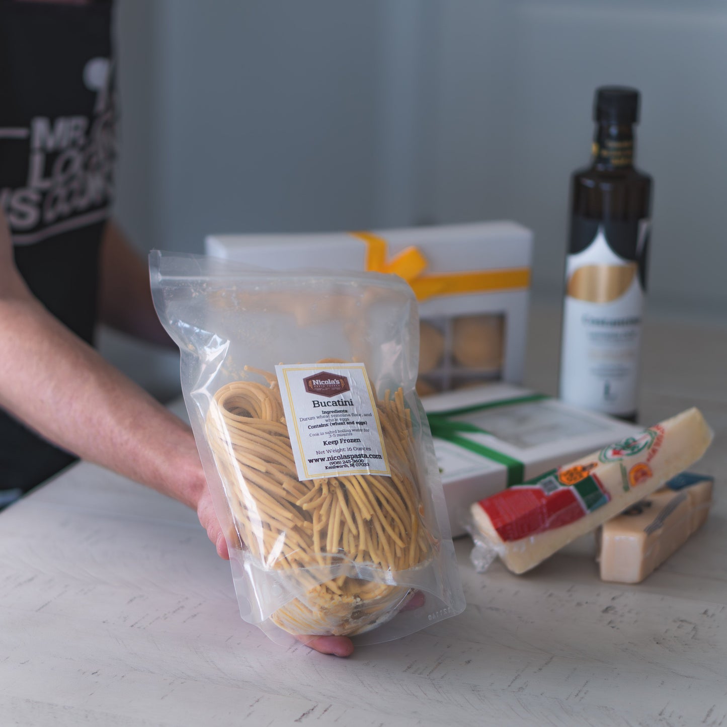 Cacio e Pepe Bundle with Bucatini, Spinach & Roasted Corn Ravioli