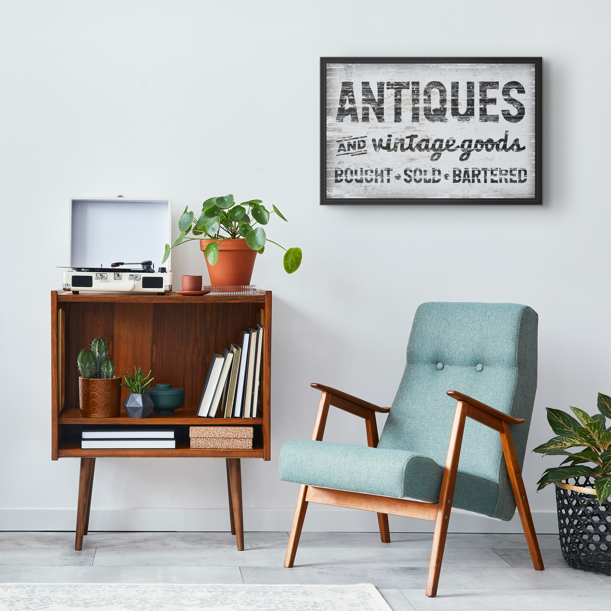 Antiques_and_Vintage_Goods_Canvas_-_36__H_Lifestyle_Mockup.png