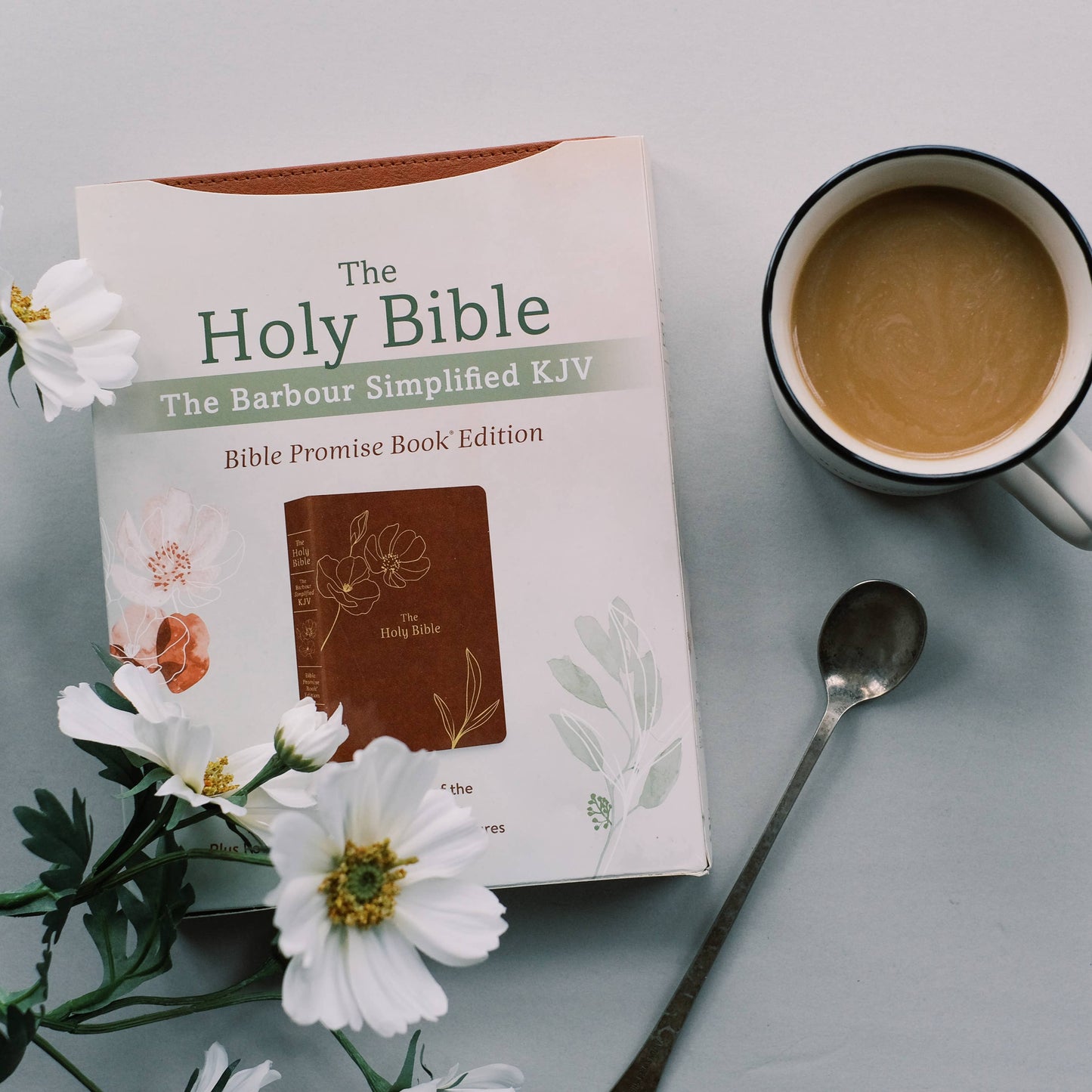 The Holy Bible: SKJV – Chestnut & Gold Floral Cover